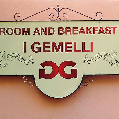 Room And Breakfast I Gemelli Іглесіас Екстер'єр фото